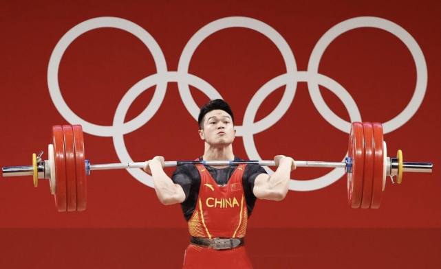 中国举重队隔离期不淡定了！巴黎奥运将被特殊对待，你怎么看？_腾讯新闻
