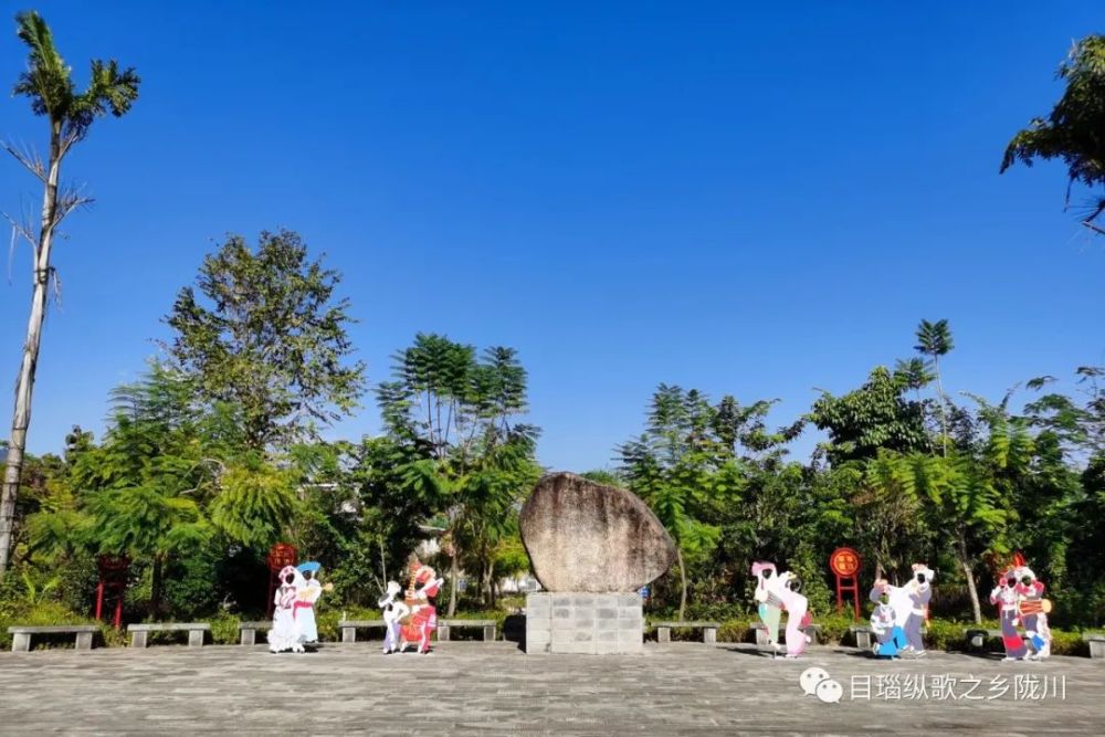 龙安新发展,携手奔小康