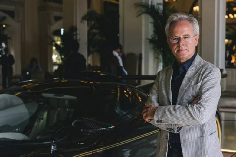 这一点与帕加尼的创始人奥拉西欧·帕加尼有很大关系,他从小对汽车