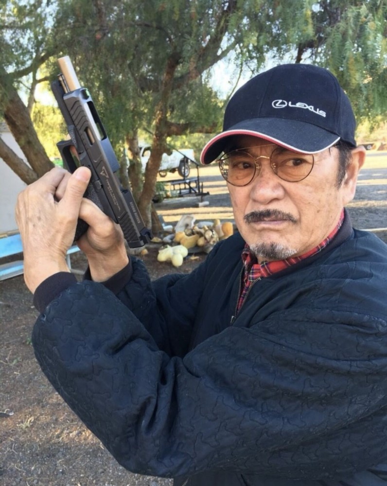 太突然82岁雄霸千叶真一病逝从生病到离开仅11天