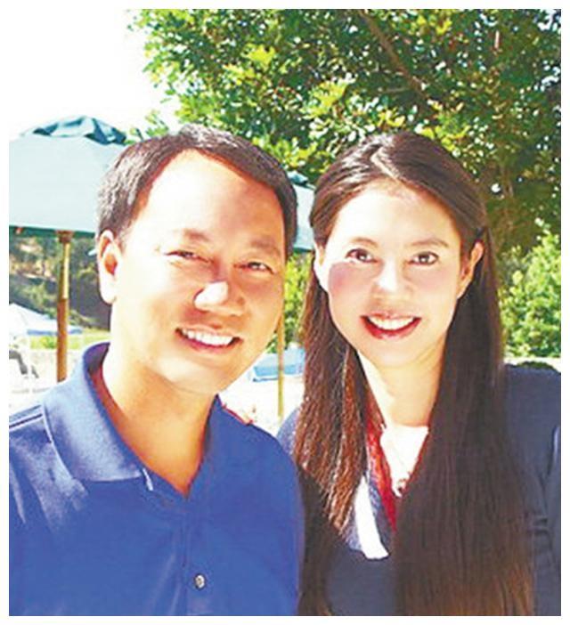 38年前叛逃留美的网球天才胡娜后来态度大变频频回国只为捞金