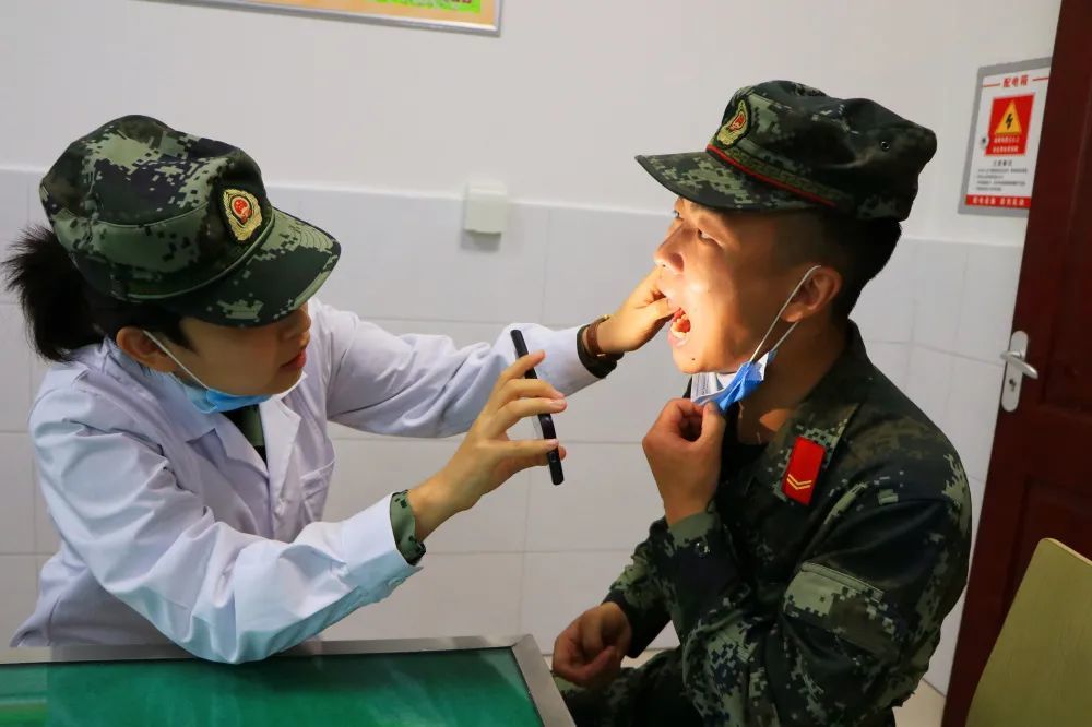 人民军医|"有我们在,请放心!"_腾讯新闻