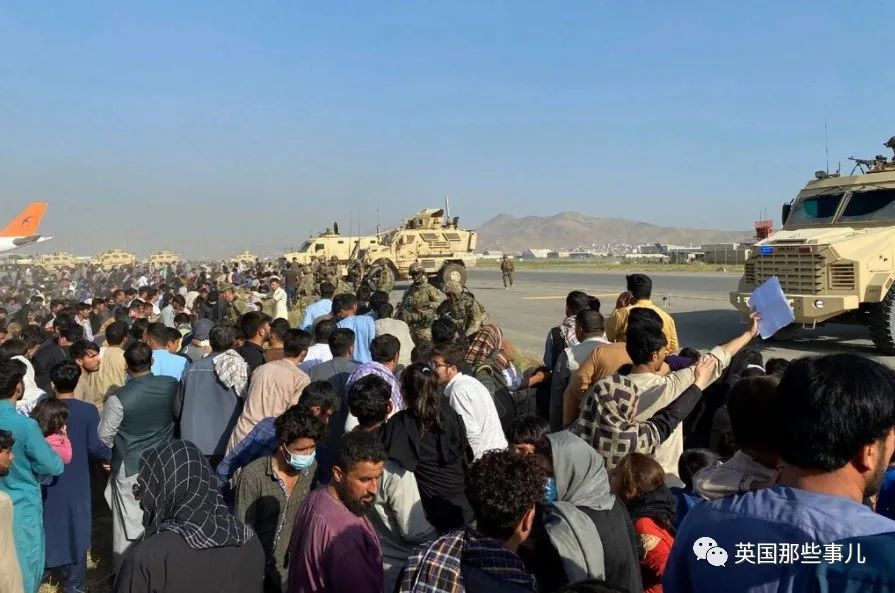 当人们纷纷逃离阿富汗…那些西方国家,态度却一个比一个冷淡…_腾讯