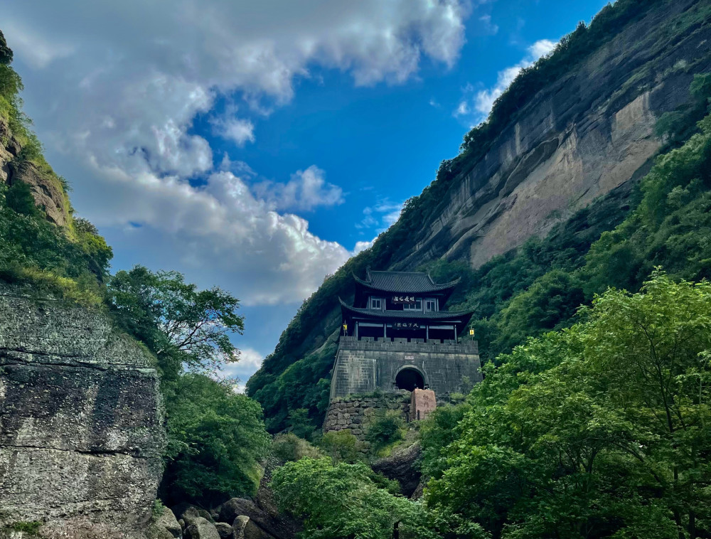 剑阁旅游将有大发展,把路人变成游客,你觉得游客会越来越多吗?