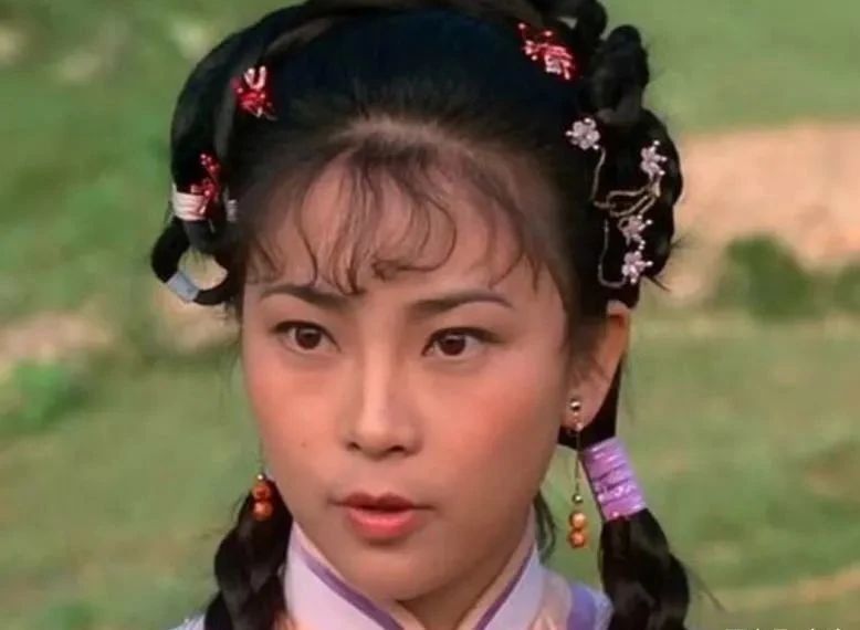 的前妻黄秋燕,就是曾出演过《少林小子》和《南北少林》的女演员