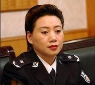 女贪官潘玉梅落马记与180多名小鲜肉交往家中搜出成箱的赃款