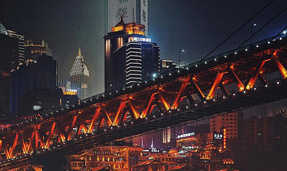 我国3000万人口的城市_西部唯一的超大城市,人口突破3000万,面积约等于74个香港
