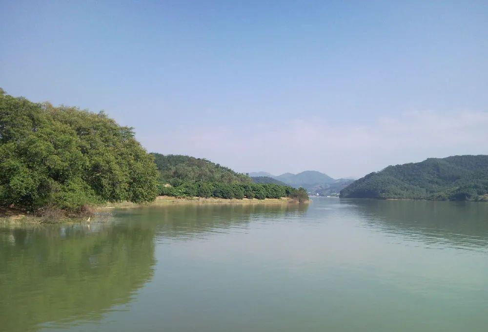 茂名最大最美的水库高州水库别称玉湖