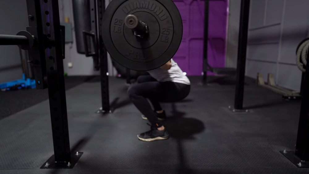 无数健身人坚信的3大深蹲误区,让你越蹲越废!