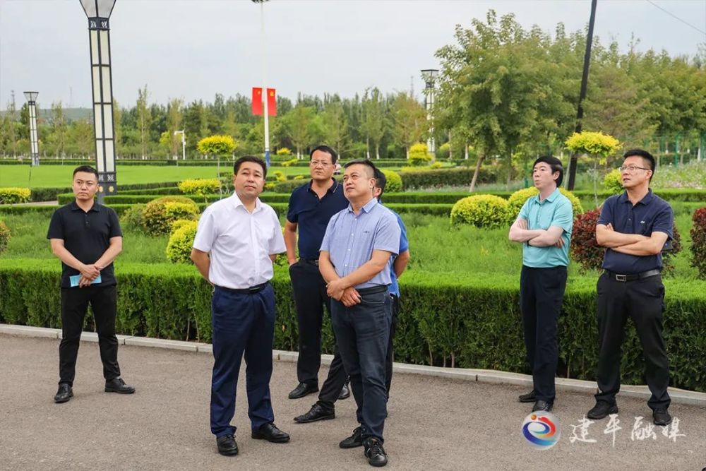 劉偉才一行先後到萬壽街道小平房村,牤牛河生態溼地,葉柏壽街道益安