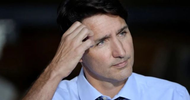 特鲁多:不给拒绝疫苗者留有余地!