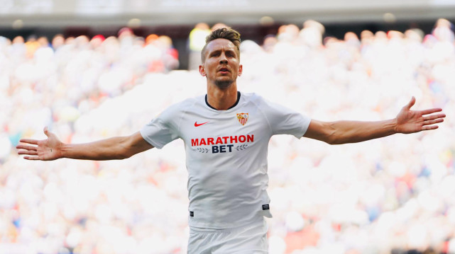 西汉姆联考虑引进塞维利亚前锋吕克-德容