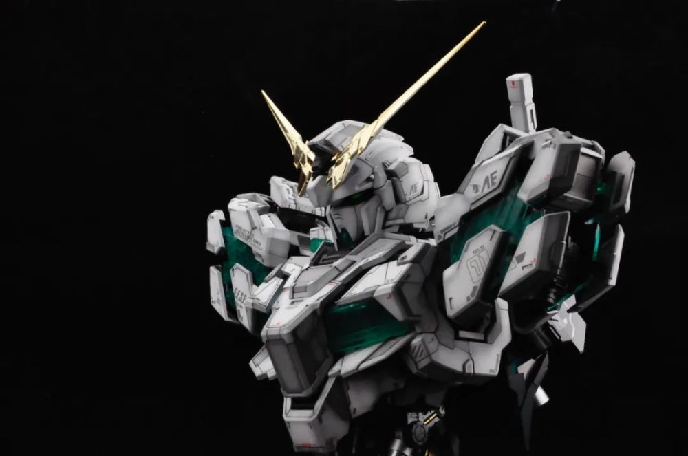 五星精选亿辉1比35独角兽胸像