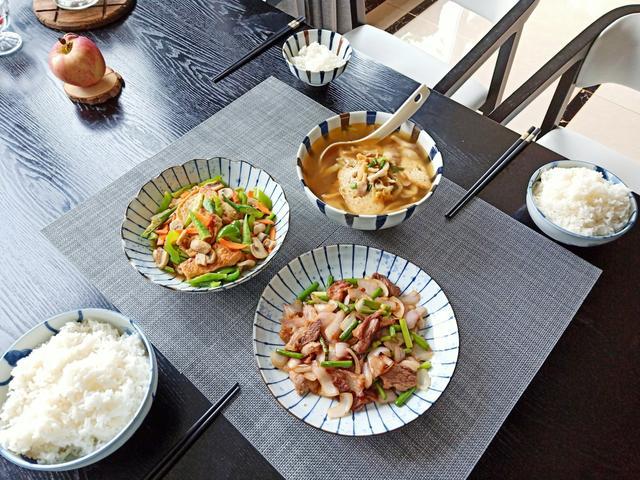 极简午餐3个菜,感动朋友圈:享受平凡,活出精致_腾讯新闻