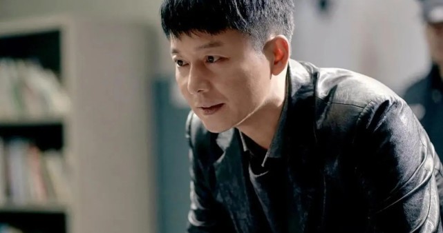 扫黑风暴14年前李成阳的辞退书有问题暴露了2个人1个真相