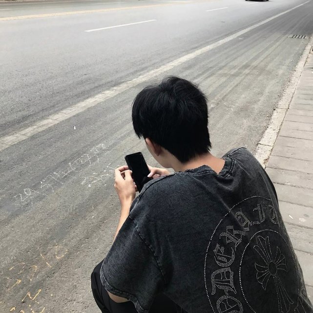 男生头像|不露脸|高清无水印|男生头像|露脸|水印