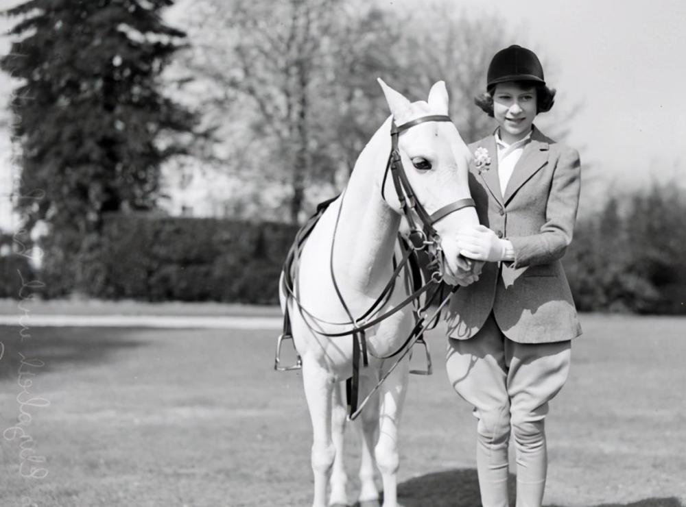 菲利普亲王溘然离世享年99岁74年婚姻冷暖自知