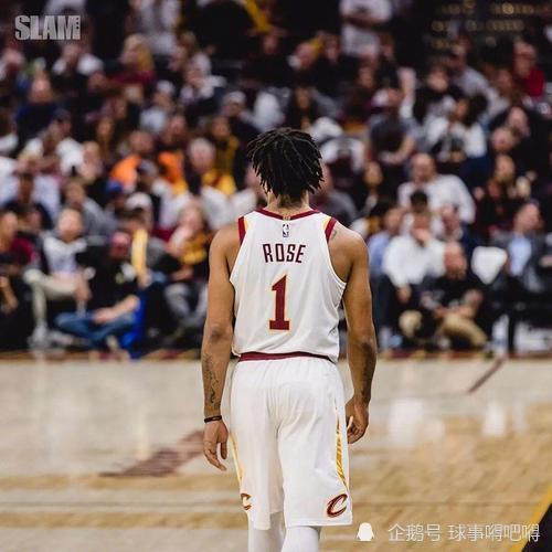 纽约尼克斯续约罗斯合同细节1350万第三年恐遭放弃