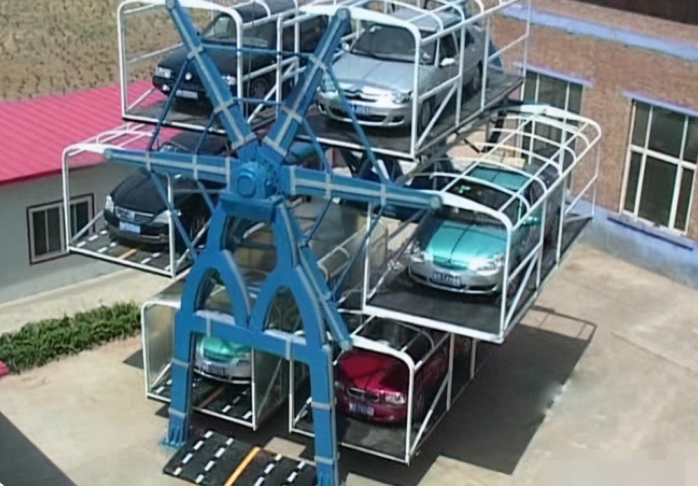 现在国内的停车位基本都是并排式的,如果我们也换成这种交叉式的停车