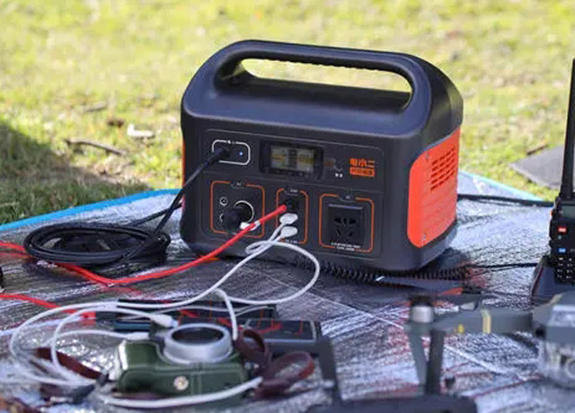 火到没库存的户外电源,连充电宝企业都"转行"卖它,什么来历?