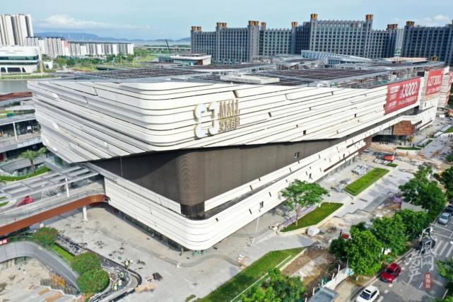 商都开业在即丨中心湖边高位出发,乘商业发展东风_腾讯新闻