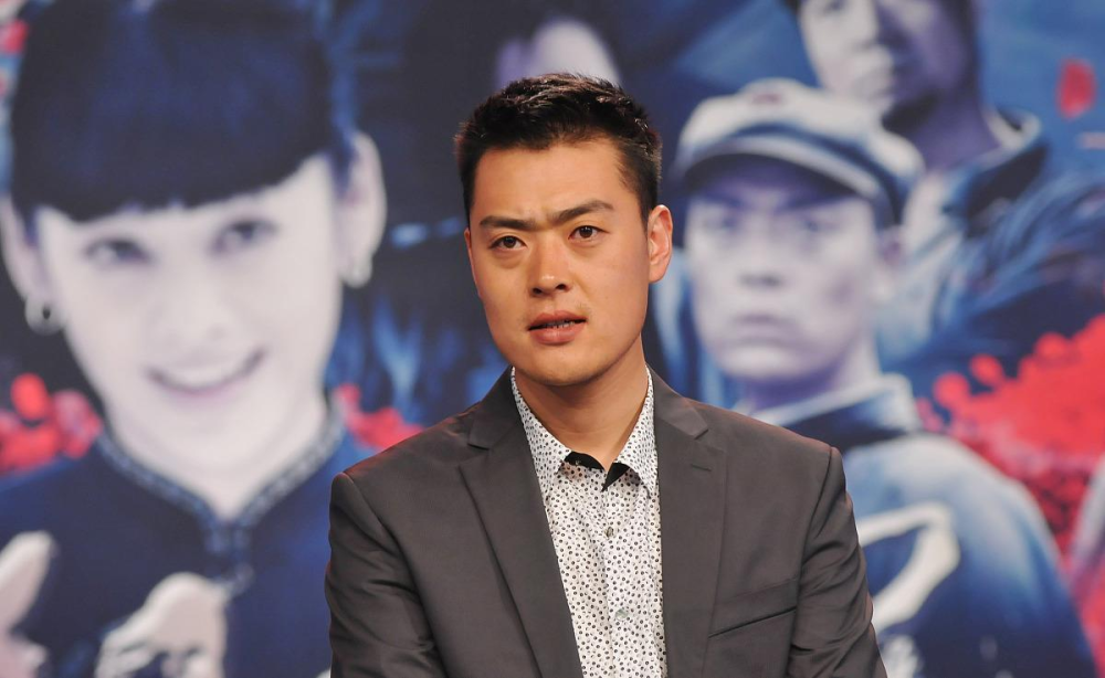 觉醒年代中的实力演员拍戏受伤后患抑郁如今40岁演李大钊获赞