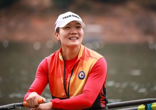 骄傲鹿邑奥运冠军张灵与家乡12岁男孩视频联动全城都沸腾了