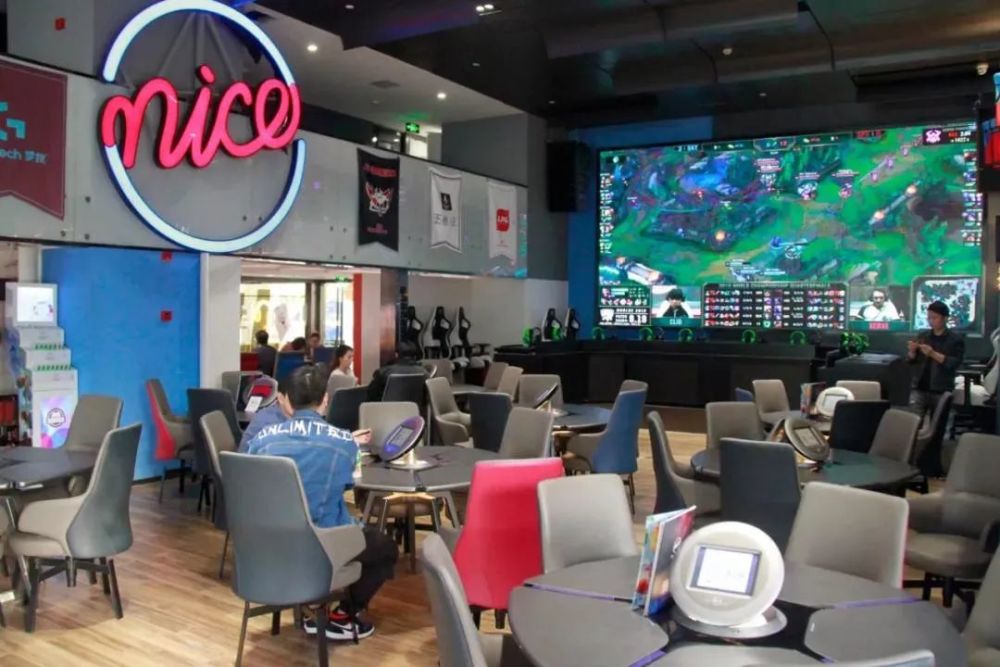 电竞革新城市商业载体