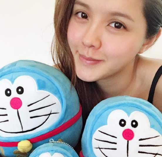 晒晒港星官恩娜的豪宅如今很少在娱乐圈现身潜心在家相夫教子