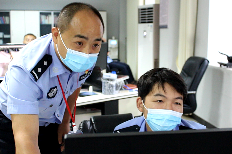 风控专班充分发挥公安侦查破案思维,在数据应用上抽丝剥茧,全面筛查