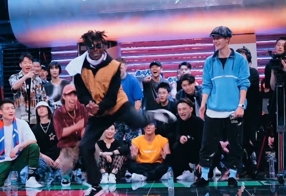 街舞4国外大神为什么好多都是小日子过得还不错的日本人呢