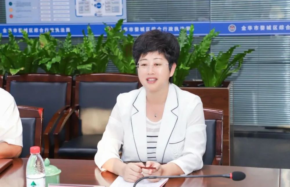 省委宣传部副部长朱重烈一行来婺城调研,点赞这些亮点工作