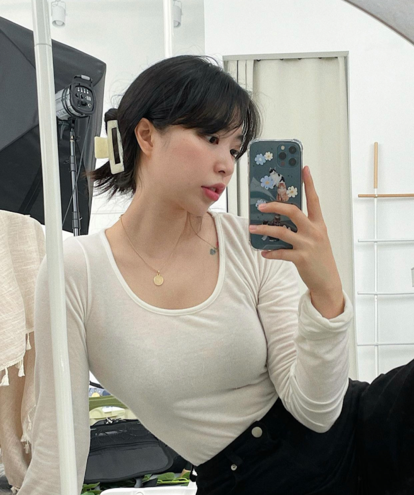 胸大肩宽的女生这么穿显瘦又撩人