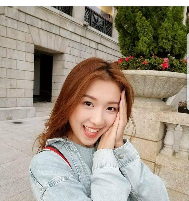 郭嘉文晒男友被上热搜:港媒早就传她分手