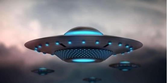 ufo再现巨型ufo垂直落入印尼海域它究竟是什么