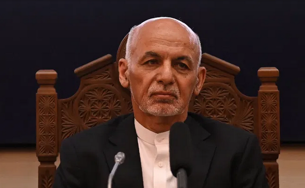 阿富汗总统逃离后43岁住豪宅的艺术家女儿成焦点曾在泰特美术馆办展