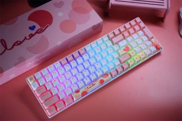 人类高质量粉色外设——dareu a100致上版全插拔三模rgb机械键盘