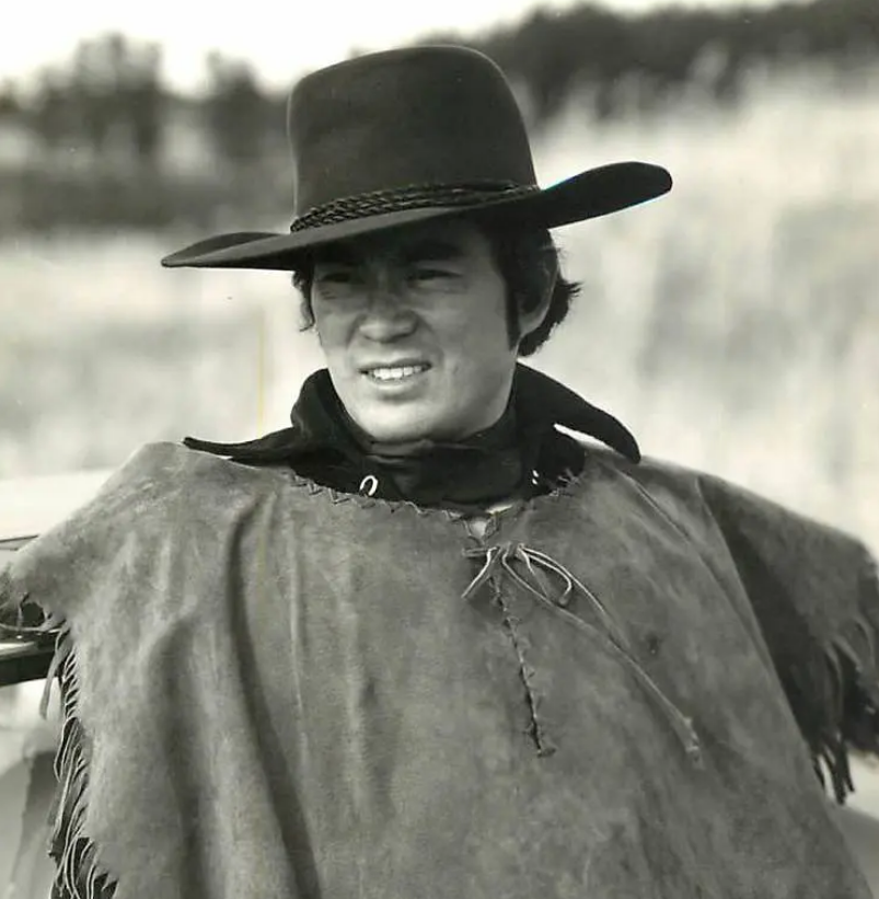 雄霸日本成龙大佬专业户千叶真一的人生比你的想象更丰富