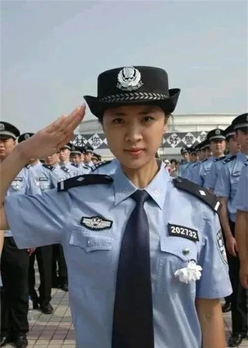 【反腐】中国"头号警花"的奢华与堕落