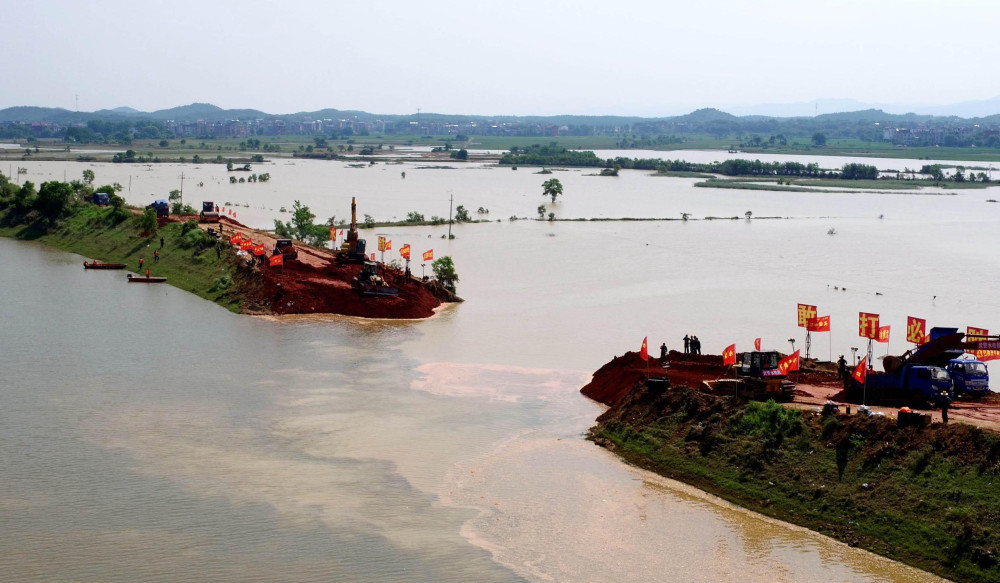 河南卫河决堤有多危险用40万前四后八堵决口真的是唯一的办法
