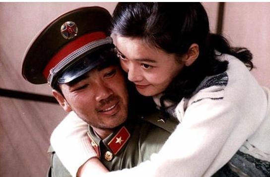 14岁童星出道,当红时隐退留学,演戏四十年无绯闻,丈夫是影帝