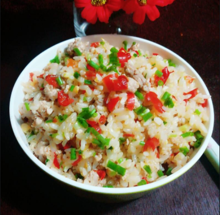 米饭的n种做法—第207课:开胃剁椒炒饭