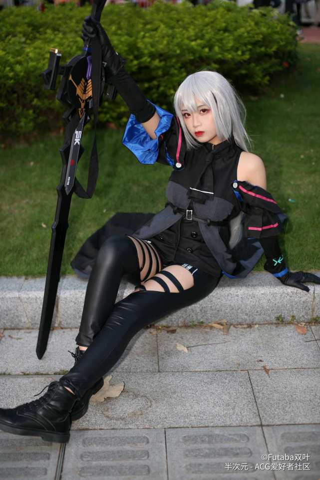 明日方舟 cos 斯卡蒂