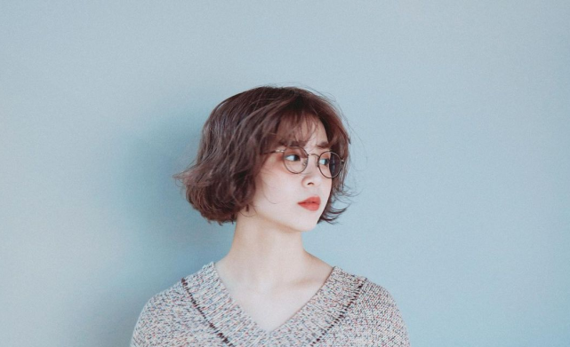 俏皮可爱的日系短发造型