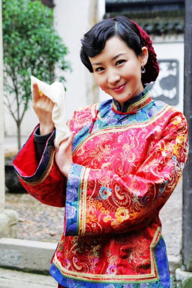 2009年孙楠为了潘蔚和买红妹离婚如今51岁的买红妹过得怎样