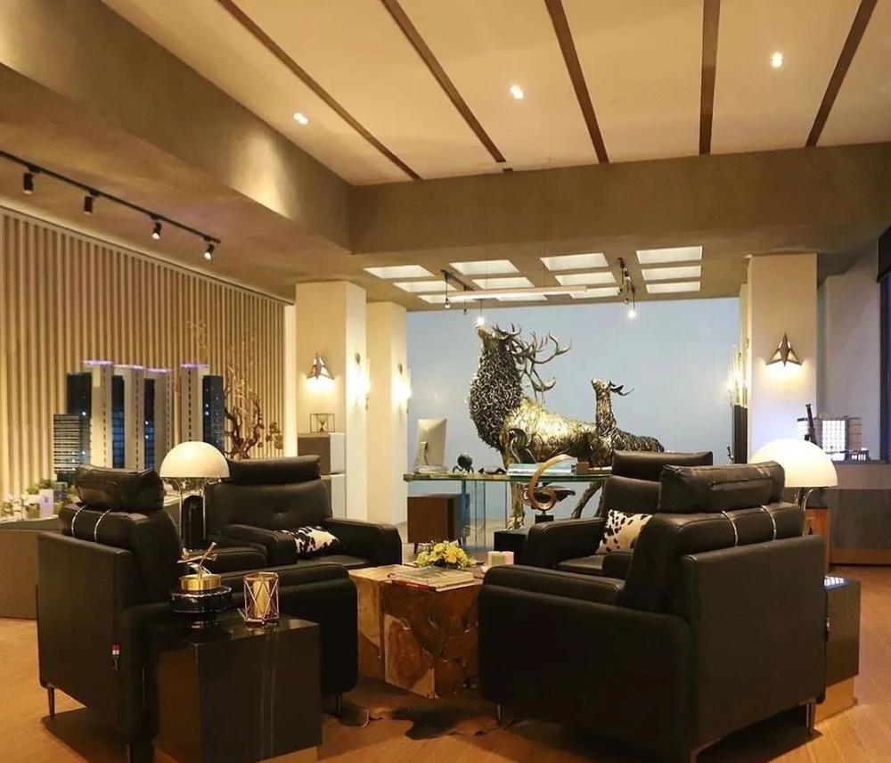 揭秘韩国财阀生活的《顶楼》,音箱300万!