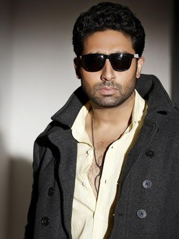 第一美女艾西瓦娅雷:迷倒世界大片男人,成为印度最受追捧的女人