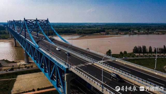航拍黄河风光石济客专黄河公铁大桥