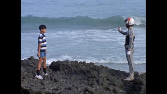 性的例子,同时他也被称之为昭和三大问题作之一,《农马尔特的使者》