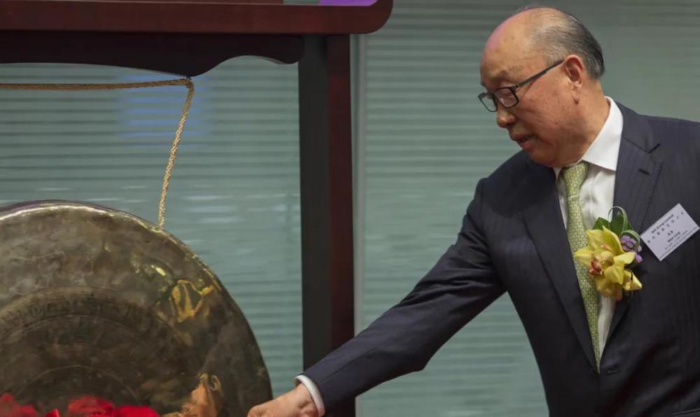 双汇"废太子"万洪建真要把81岁老父亲送进监狱?